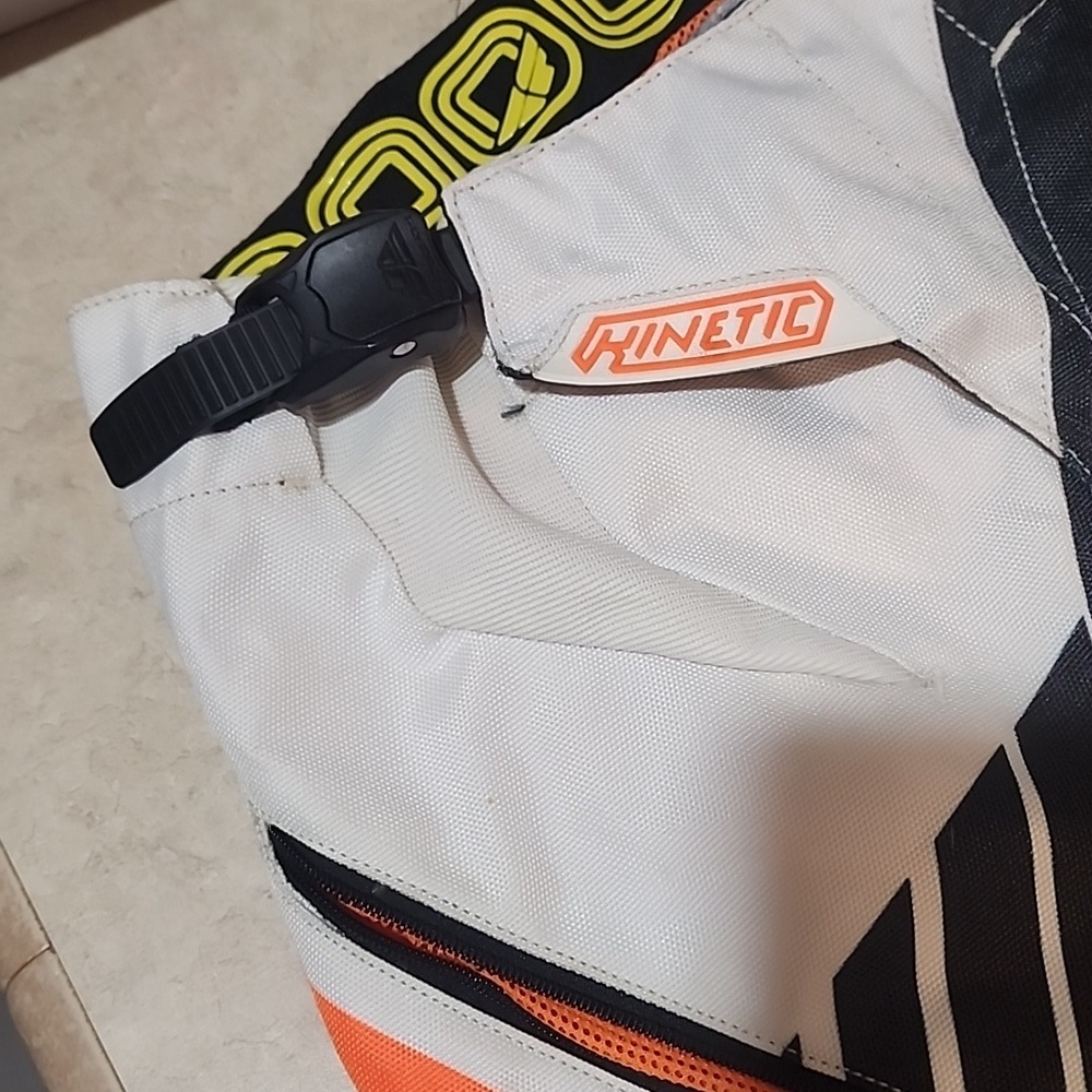 Fly kinetic Racing pants size 30 - Picture 9 of 10